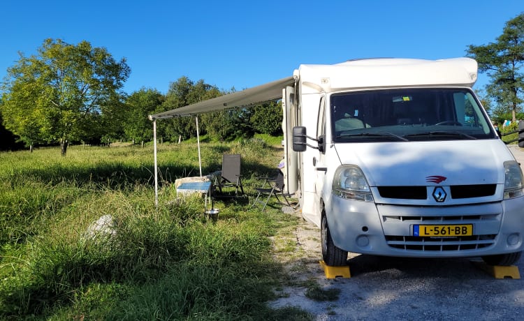 on tour – 4p Renault Teilintegrierter aus dem Jahr 2006