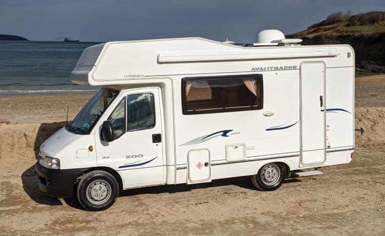 Kernow Explorer – Camper familiare per 4 persone nel cuore della Cornovaglia