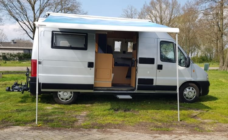 Adventure  – Pössl Bus Camper