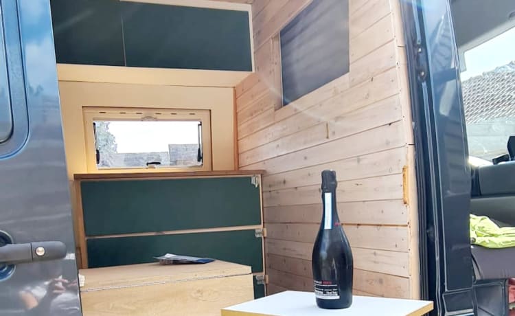 't buske! – Praktische multifunctionele camper voor 2 personen 