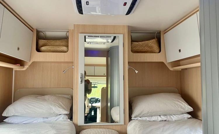 Luxury motorhome with air conditioning and separate sleeping area