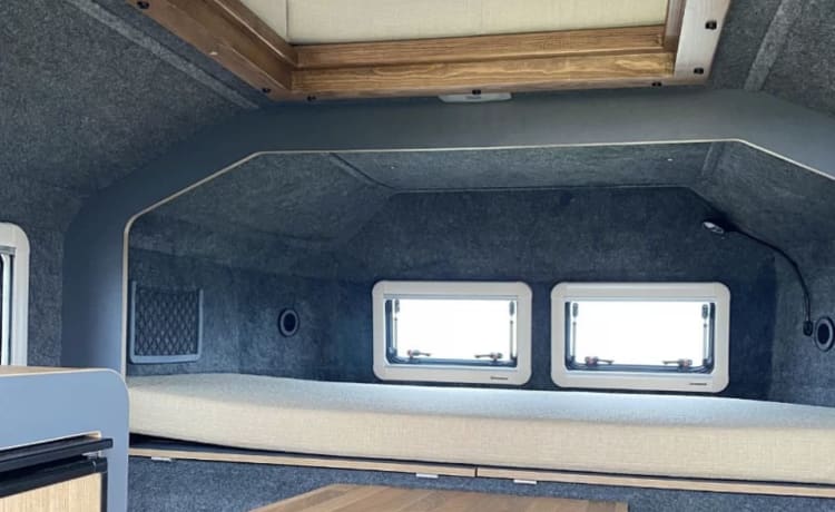 Camper Ford con 5 posti letto del 2017