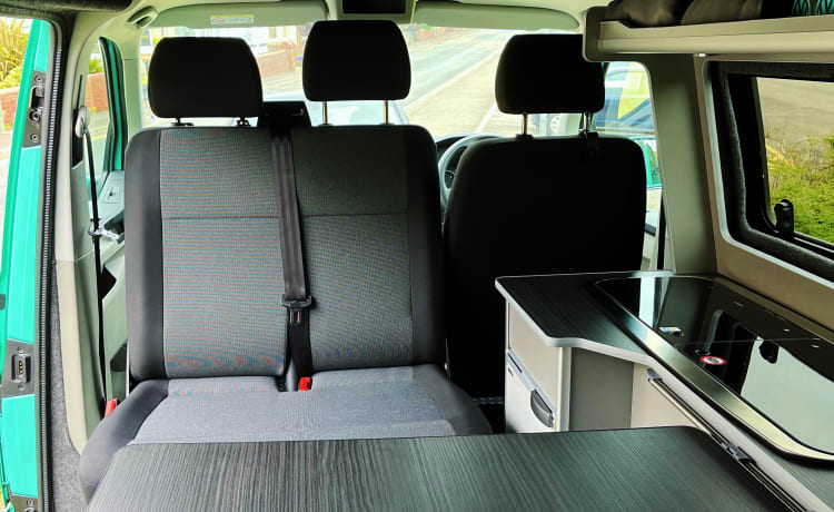 Minty – Tout équipé 4 couchettes LWB Volkswagen T6 2018