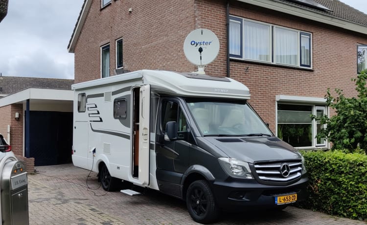 HYMER ML-T 580 Mercedes-Benz AUTOMAAT 164 PK voor 2 personen