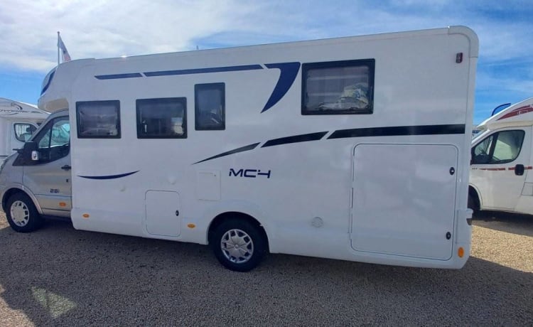 Motorhome recente luglio 2022 con 25.000 km