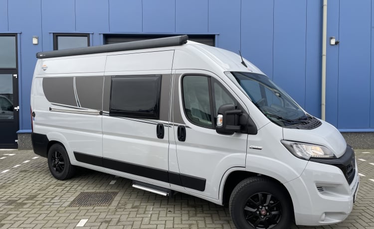 Tourer 5.9 – Carado CV 601 – Festbett mit einer Länge von 5,99 METER!