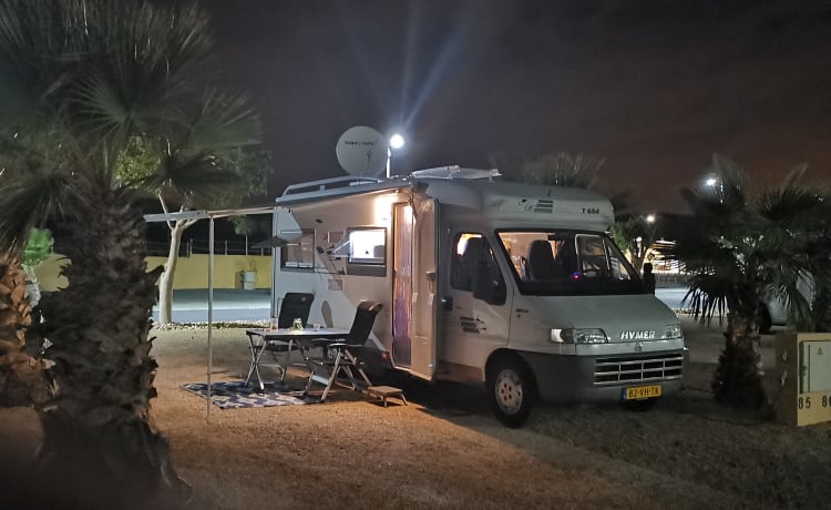 Banjer – 2p Hymer Tramp - een ruim jacht op wielen