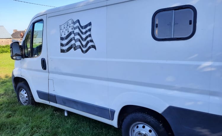 Jeanne et Simon  – #vanlife in Brittany