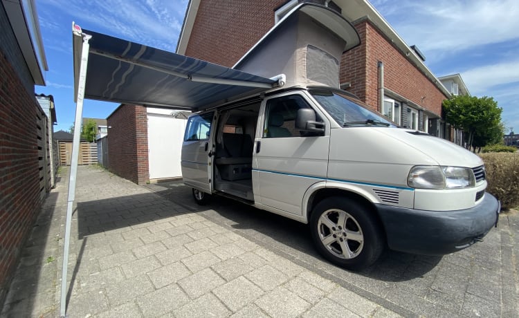 4p Volkswagen bus uit 1998