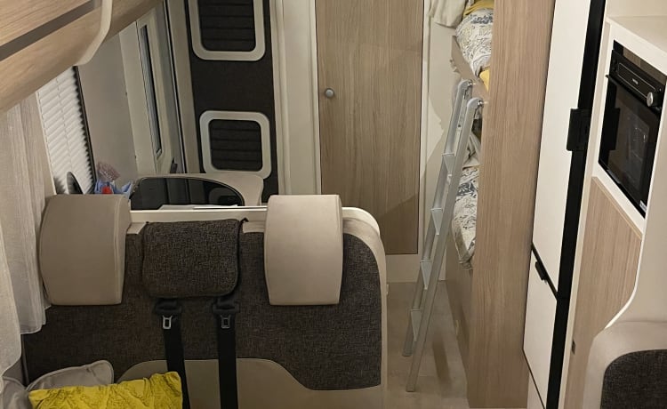 Goose the Galavantor – 6 berth Rimor alcove from 2022