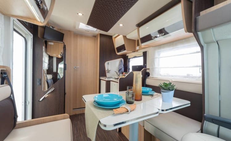 Motorhome recente luglio 2022 con 25.000 km