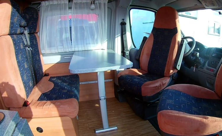 3p Pössl 2 Vinci bus di lusso camper e portabiciclette