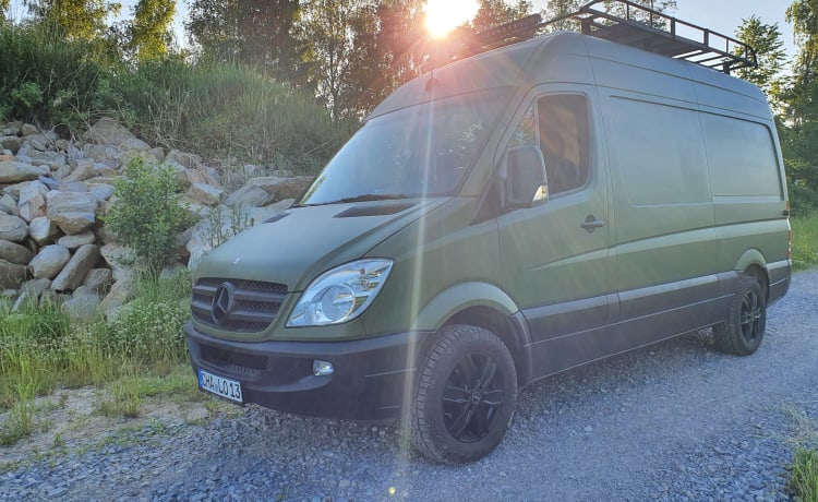 CHALO – Zelfgebouwde camper met veel oog voor detail