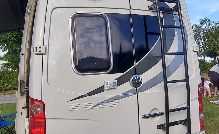 Gypsy – VW Crafter 2 couchages. Idéalement situé pour le sud-ouest de l'Angleterre