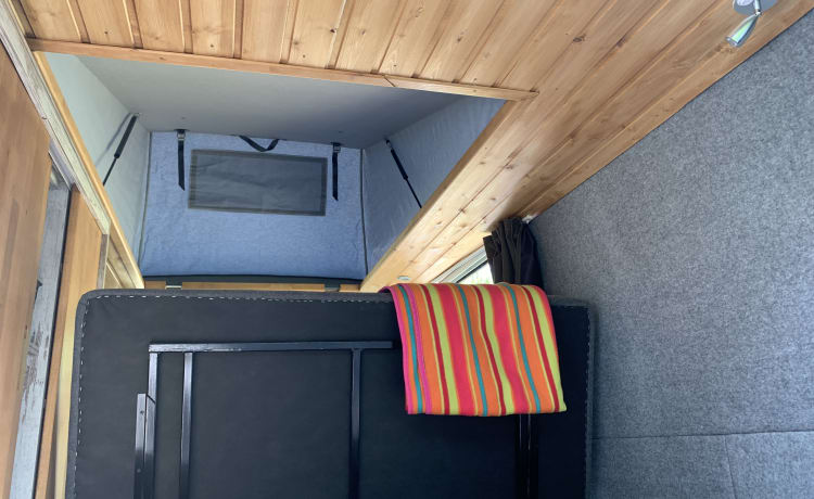 KIWI  7 – Camping-car Opel Vivaro (ECO) . complètement autonome