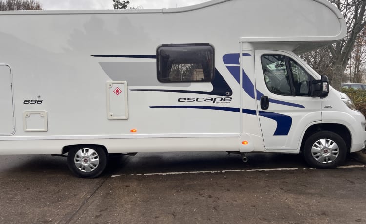 Shirley – The Perfect Family Motorhome