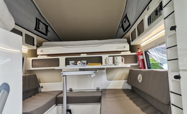PEUF – de mini "camping car" 4x4 - 4 seasons gaat overal mee naartoe