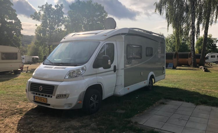 camper super lusso