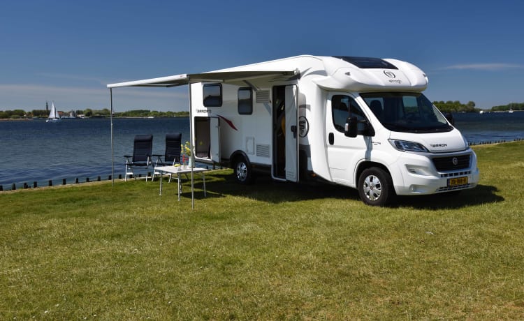 Camping-car de luxe Elnagh Baron 4 pers.