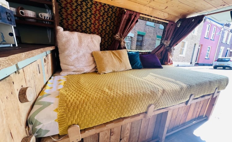 Motzzi  – Stunning van conversion