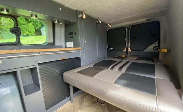 The Midlife Crisis – Robuuste Ford Transit Custom Camper