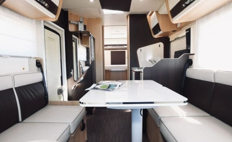 Louis – New, spacious 4-person mobile home