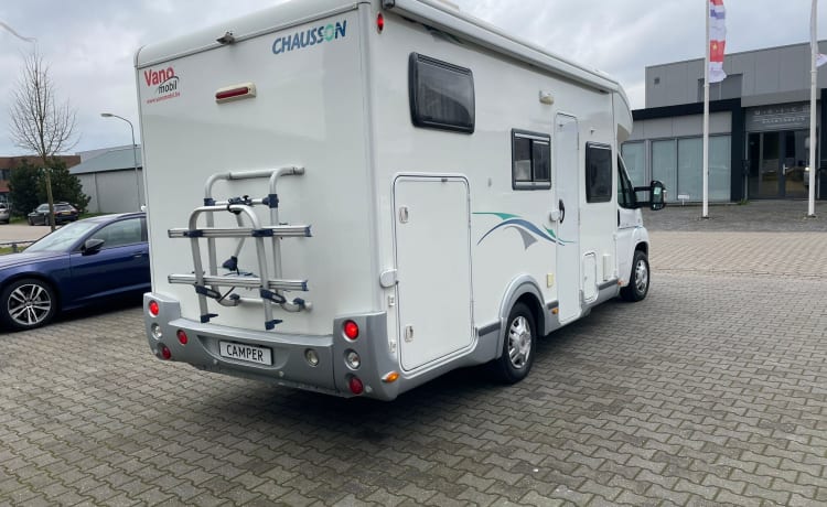 Rolling! – Heerlijke, compact én ruime camper voor 2-4 personen