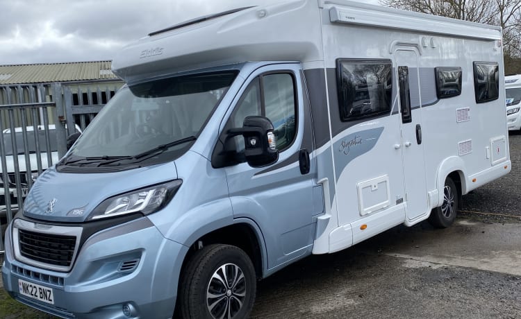 Oscar  – 6 berth Elddis semi-integrated from 2022