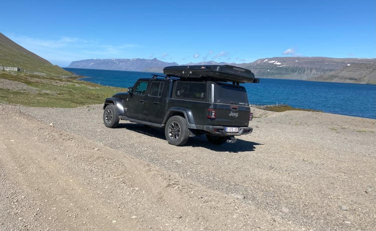 Jeep Gladiator mit luxuriösem 2-Personen-Dach aus dem Jahr 2021