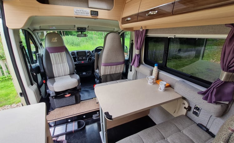 Fairy – Autobus Auto-Sleepers da 4 posti letto del 2016