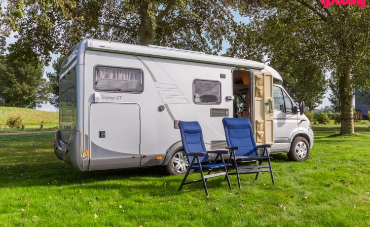 2p Hymer semi-intégré de 2006