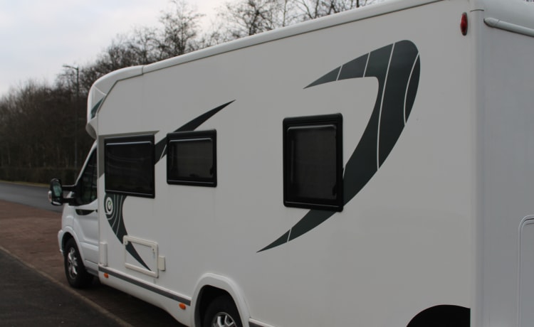 Forth – Spacious Family Motorhome