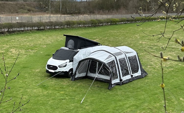 Ruby – 4 berth Ford campervan from 2018