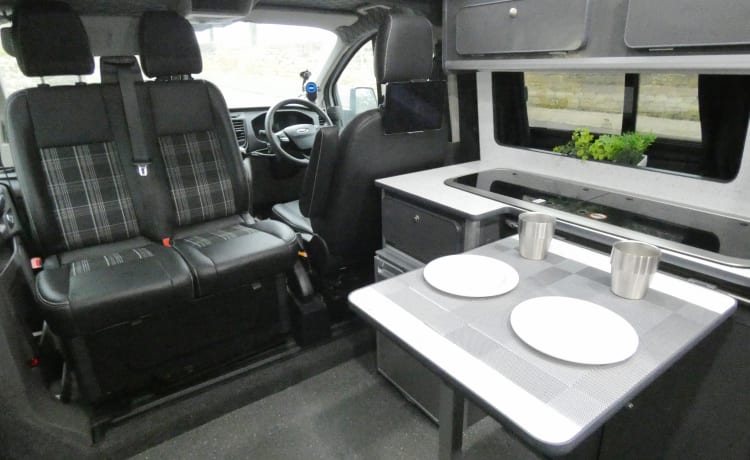 Mia – Édition Montagne - Ford Transit Custom 4 Couchettes