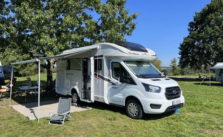 Road Runner – Camping-car Rollerteam partiellement intégré