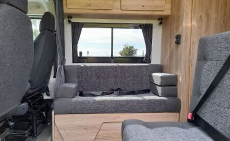 BP70 – Campervan/Motohome mit 4 Schlafplätzen - komplett ausgestattet für Ihr nächstes Abenteuer