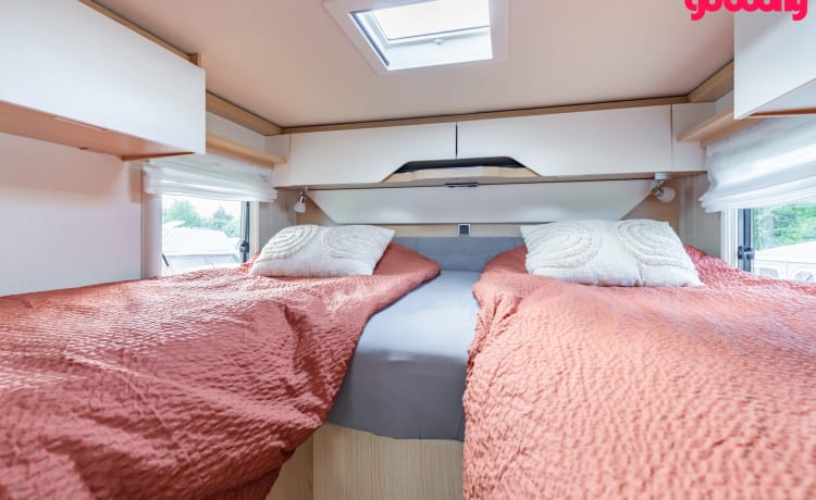 De luxe camper – 2 pers. Hymer Whiteline B600 con aria condizionata semi-integrata del 2020