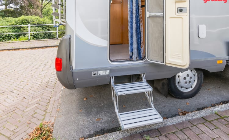 🌍 🚌 Camping-car Hymer super complet avec 4 couchages à louer🌟🌏