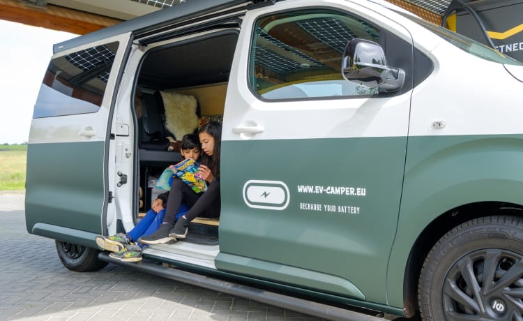 Evander – Elektrischer Camper-Van ⚡️ Dortmund & Stuttgart