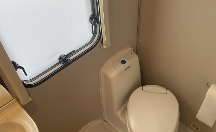 Greer – 6 berth Autoquest 180 Prestige, 2011