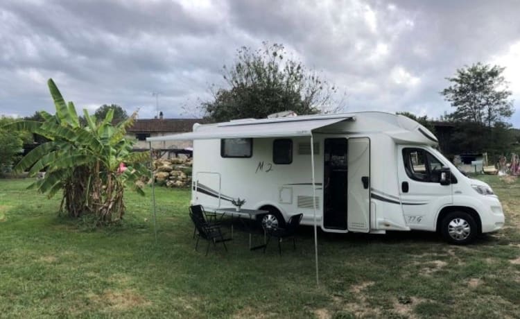 starlette – camping-car a louer 4 places