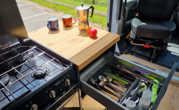 Graham – Atemberaubender Off-Grid-Camper - VERSICHERUNG INKLUSIVE