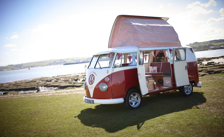 Barbarella – Volkswagen T2 Split screen Campervan 1967