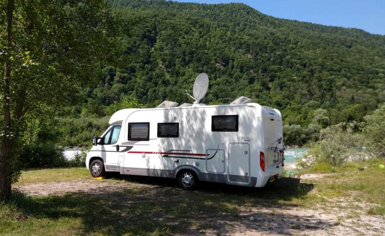 Vivez votre liberté avec notre Adria Coral !