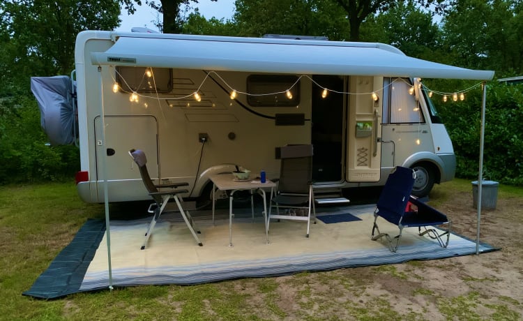 Tuppie – 4p Hymer Intégral de 2009