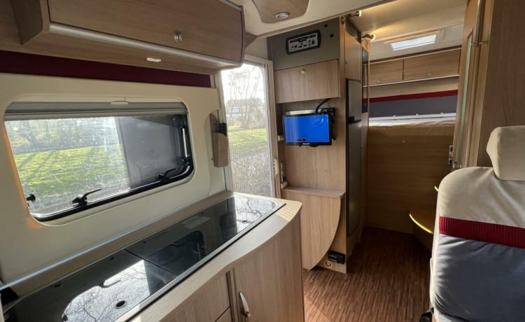 Bürstner family camper 4 person Integral