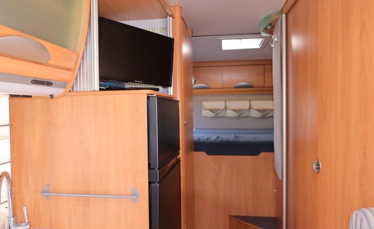 4p Hymer integrated from 2004