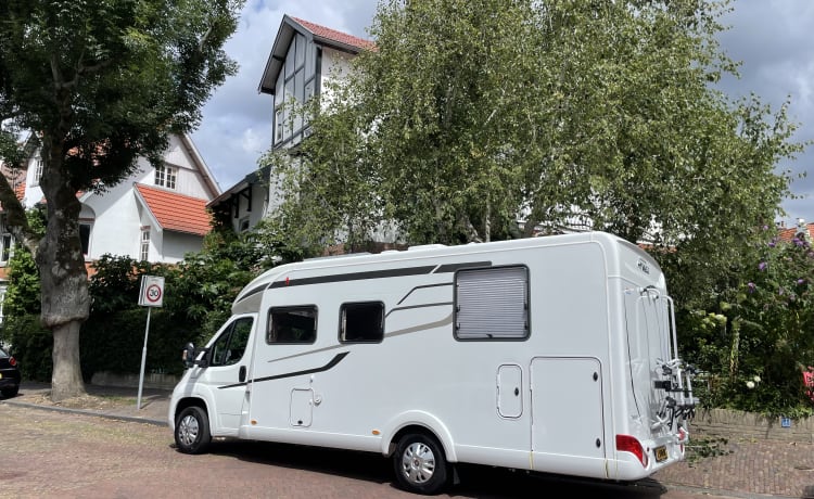 4 person Hymer semi-integrated from 2019