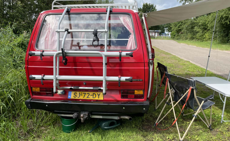 Lana – Volkswagen retro camper uit 1981