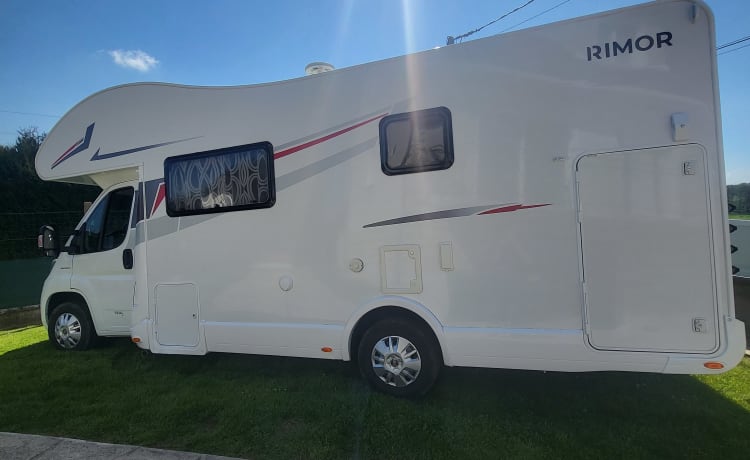 Dric – recent and spacious motorhome ideal for families